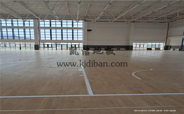 徐州黃集機場體育館木地板項目-凱潔實木運動地板廠家